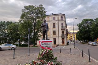 Pomnik Lecha Kaczyńskiego w Tarnowie nie jest pomnikiem? Zaskakujący zwrot akcji