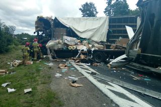 Tragedia na DK6. Zderzyły się ciężarówki. Nie żyje jedna osoba