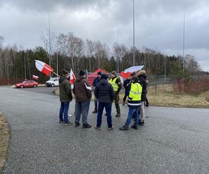 Protest rolników na węźle A2 Zgierz. Jak długo droga będzie zablokowana?