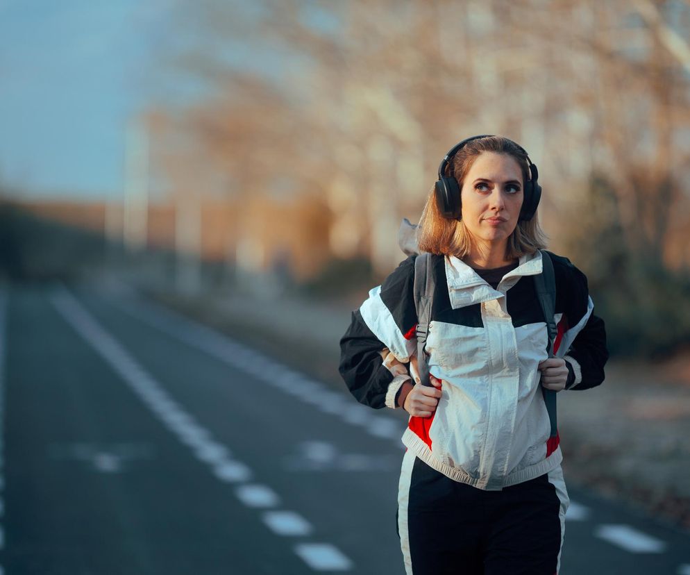 Jak zrobić 10 000 kroków i nie zasnąć z nudów w połowie trasy? Spróbuj tych metod