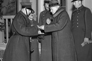 Ile kiedyś kosztowała Wigilia? Od magnackiej uczty po chłopski pośnik