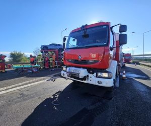 Wypadek dwóch ciężarówek na A4. Jedna osoba ranna, ogromne utrudnienia w kierunku Wrocławia