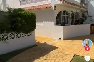 Margaret urządziła ruderę w Hiszpanii