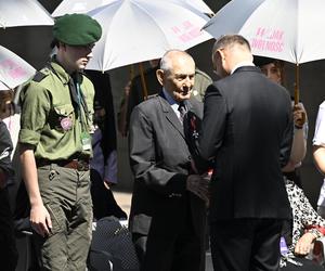 Prezydenci podziękowali Powstańcom Warszawskim. Spotkanie weteranów z  Andrzejem Dudą i Rafałem Trzaskowskim