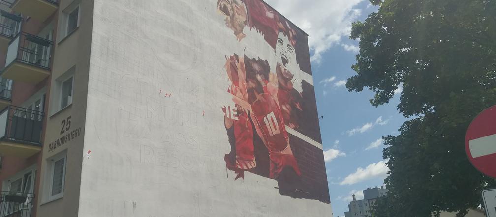 W Rzeszowie powstaje kolejny mural Arkadiusza Andrejkowa