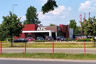Białystok: Restauracje KFC. Godziny otwarcia w dni robocze, święta i niedziele niehandlowe, adresy, telefony