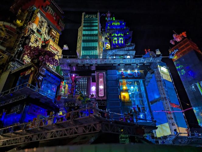LEGO: Zestaw Cyberpunk 2077! Ogromne Night City zachwyca fanów 