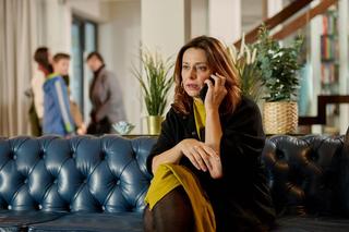 Na Wspólnej, odcinek 3792: Kacper (Tomasz Archacki), Weronika (Renata Dancewicz), Antosia (Gabriela Jeżółkowska), Bożena (Bogumiła Pawelec)