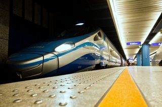 Budowa 4-kilometrowego tunelu dużych prędkości przyspiesza. Jest umowa z wykonawcą