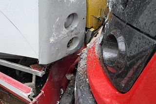 Zderzenie dwóch tramwajów w centrum Łodzi.