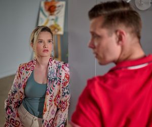 Na Wspólnej odc. 4081. Kasia (Julia Chatys), Darek Żbik (Michał Mikołajczak)