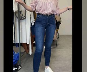 M jak miłość na planie. Iza (Adriana Kalska)