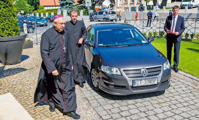 Nowa Twarz kościoła i stare grzechy