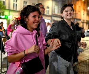 Gorące rytmy na zakończenie lata. Karnawałowy finał Roztańczonego Wyspiańskiego w Katowicach