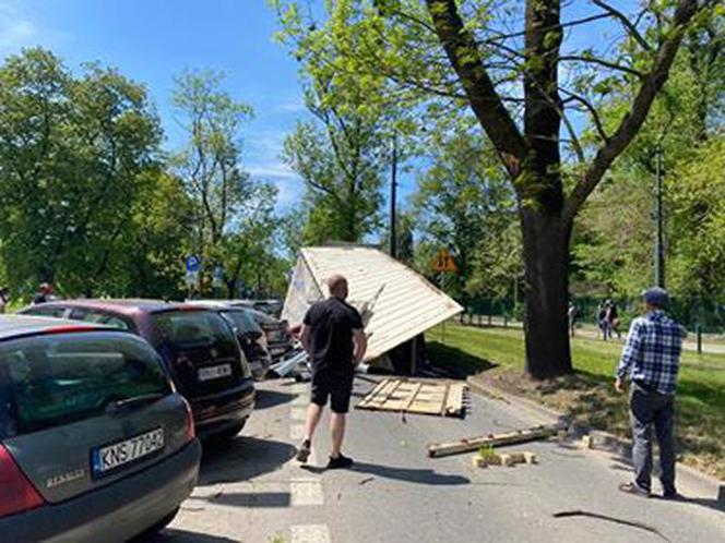 "Dobrze, że nas nie zabił". Gigantyczne korki po kolizji przy Błoniach! 