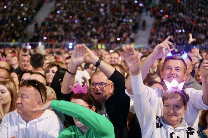 Koncert Roztańczony PGE Narodowy 2025. Na scenie gwiazdy: popu, rapu i disco polo [ZDJĘCIA]