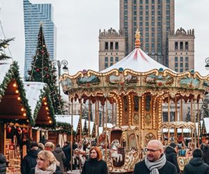 Jarmark Warszawski pod PKiN. Będzie jak w Berlinie. Największy diabelski młyn i (nie)Święty Mikołaj