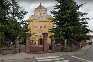 Libacja alkoholowa w kościele we Wronkach. Interweniowała policja