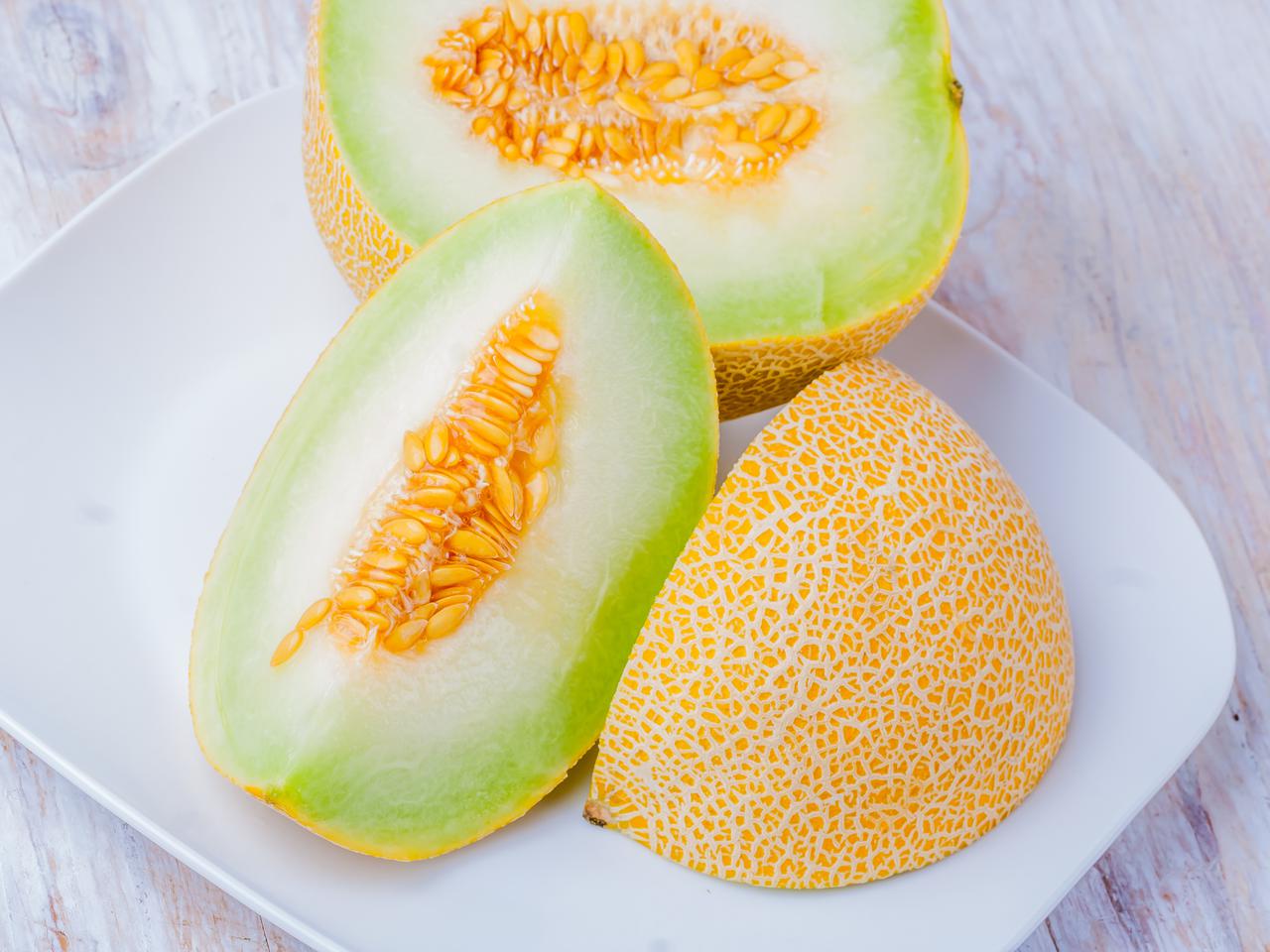 Melon: przepis na sałatkę z melonem