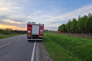   Tragedia na torach. Mężczyzna został potrącony przez pociąg. Nie udało się go uratować