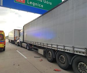 Tragiczny wypadek na A4 w okolicy Zgorzelca. Jedna osoba nie żyje 