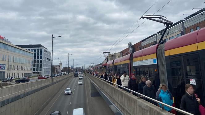 Wstrzymany ruch tramwajów w centrum Łodzi