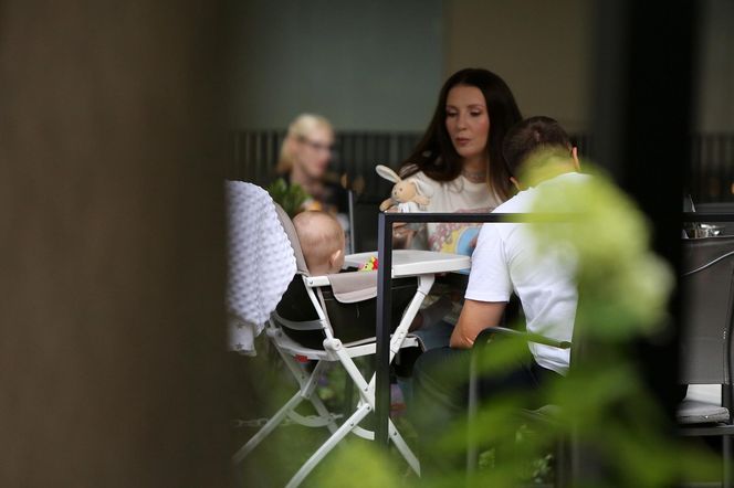 Marcin Hakiel z Dominiką  Serocką w studiu tatuaży