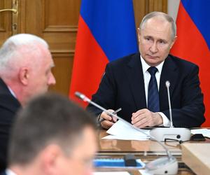 Bloomberg: Kreml zasygnalizował USA gotowość do zakończeniu wojny. Biały Dom zaprzecza 