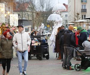 Tyski Jarmark Bożonarodzeniowy trwa w najlepsze. Znakomite koncerty i wyjątkowa atmosfera ZDJĘCIA