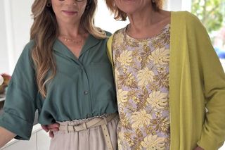 M jak miłość. Sylwia (Hanna Turnau), pani Ola (Ewa Kolasińska)