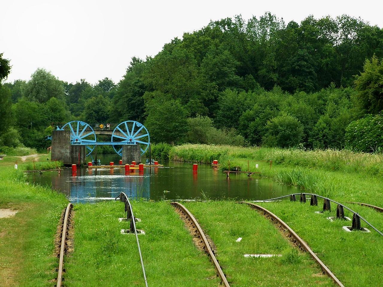 Najdziwniejszy system transportu w Europie. Polską atrakcję docenili Brytyjczycy [FOTO]