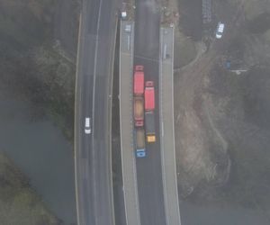 Budowa mostu w Łęcznej na ostatniej prostej. Przeprowadzono próby obciążeniowe. Zdjęcia