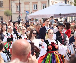 Rekordowy długi polonez w centrum Lublina