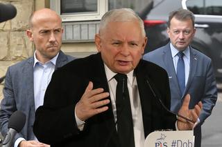 Budka zdradził, co wyczytał z ruchu ust Kaczyńskiego. Prezes PiS powiedział TO Błaszczakowi!