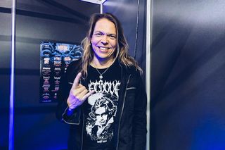 Eicca Toppinen (Apocalyptica) wprost o nagrywaniu coverów – „98% z nich, brzmi jak g*wno” [WYWIAD]