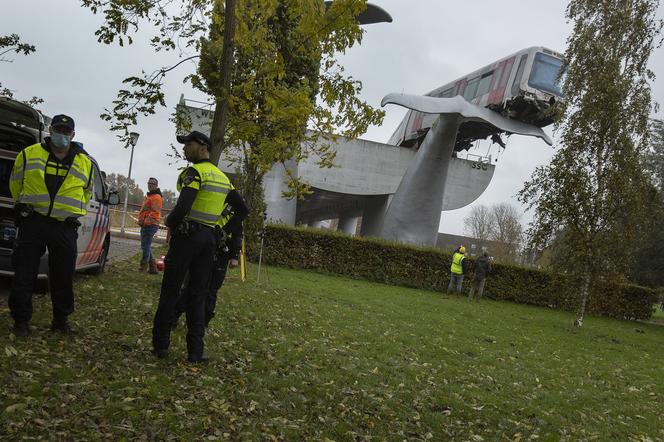 Wypadek pociągu metra w Spijkenisse pod Rotterdamem