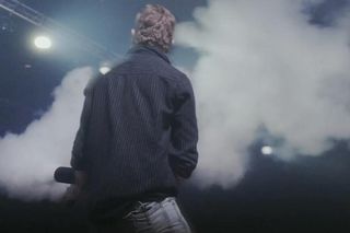 WaluśKraksaKryzys kolejnym singlem zapowiada nowy album. Oto broń / goń