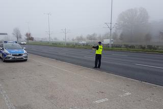 Rozbłyśnij rozsądkiem - załóż odblask - akcja policji w powiecie toruńskim