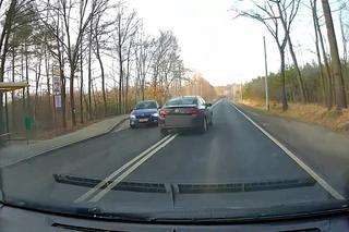 Surowe mandaty za wyprzedzanie dla dwóch kierowców