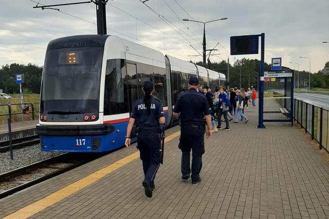 „Maseczki do kontroli”. Bydgoscy policjanci w autobusach i tramwajach