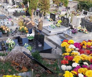 Przygotowania do Wszystkich Świętych Zamość