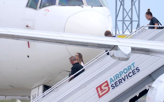 Jennifer Lopez wylądowała w Warszawie