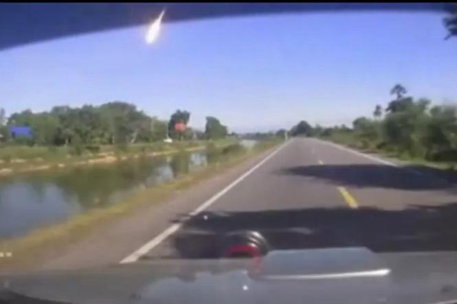 Koniec świata! Meteor spadł na Ziemię [WIDEO]