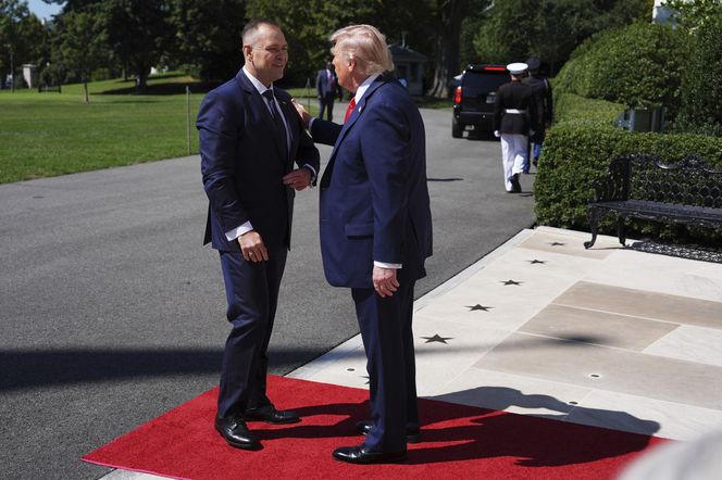Trump powitał Nawrockiego przed Białym Domem