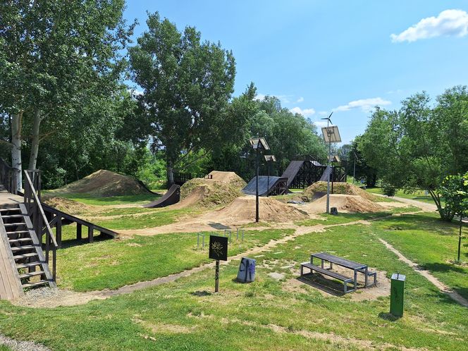Rzeszowski skatepark. Atrakcja podczas wakacji w mieście 