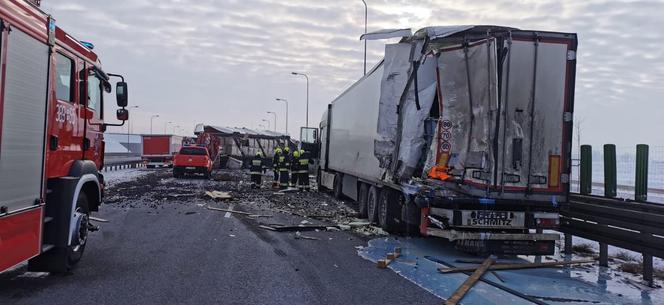 Wypadek na S5 między Lesznem a Bojanowem