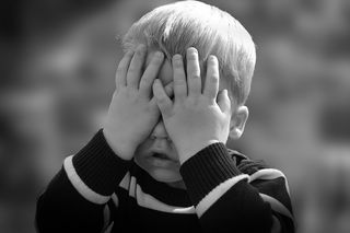 Dramatyczna noc w Lesku. 6-latek boso na ulicy, pijana matka spała w domu