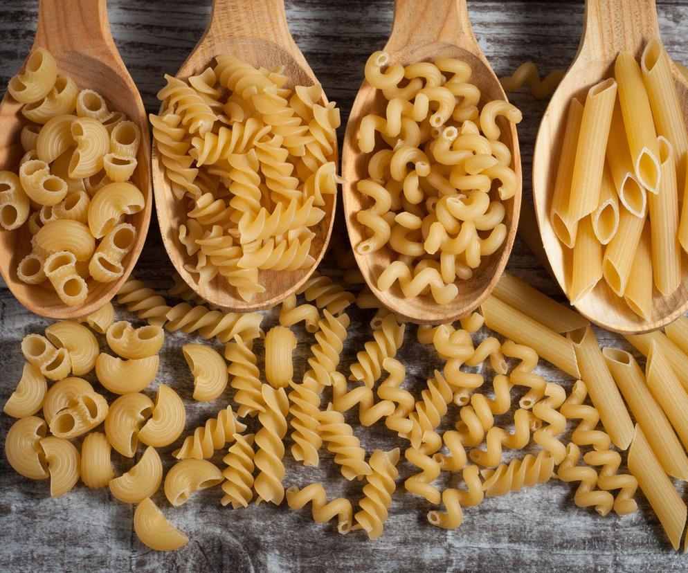 Quiz. Poznaj makaron po kształcie