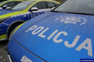 Prezenty „pod choinkę” dla policjantów z Warmii i Mazur. Otrzymali nowe radiowozy [ZDJĘCIA]