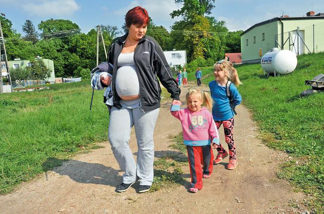 O piątej rano wstajemy do szkoły